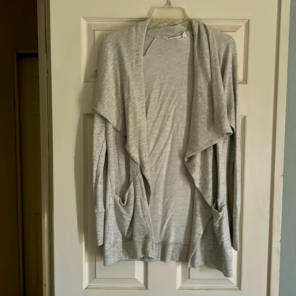 Athleta wrap - heather grey
